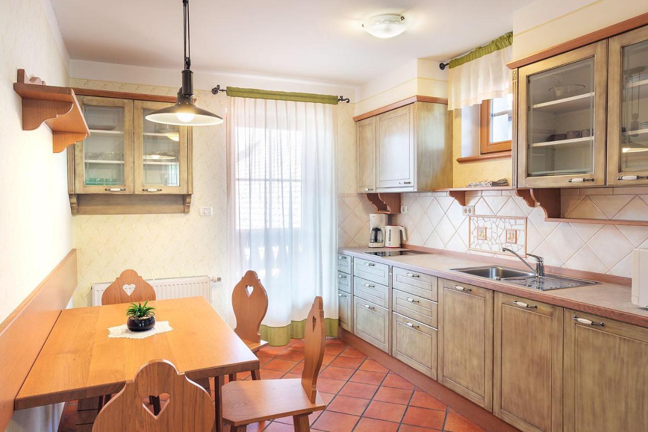 Apartments Tourist Farm Matijovc Naklo Dış mekan fotoğraf