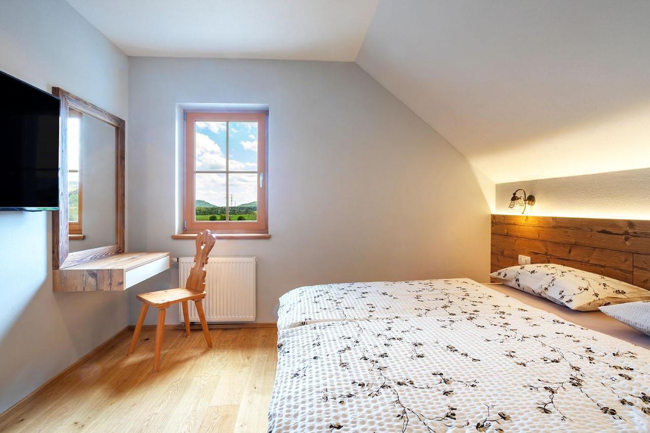 Apartments Tourist Farm Matijovc Naklo Dış mekan fotoğraf